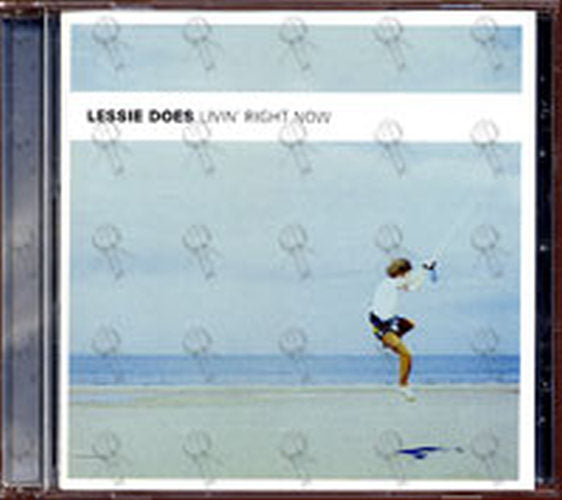 LESSIE DOES - Livin&#39; Right Now - 1